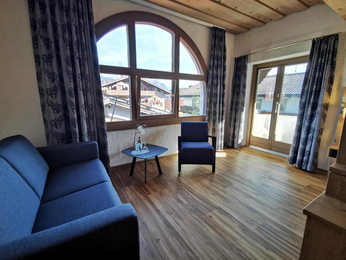Gasthof & Hotel Zur Post Wallgau Exteriér fotografie